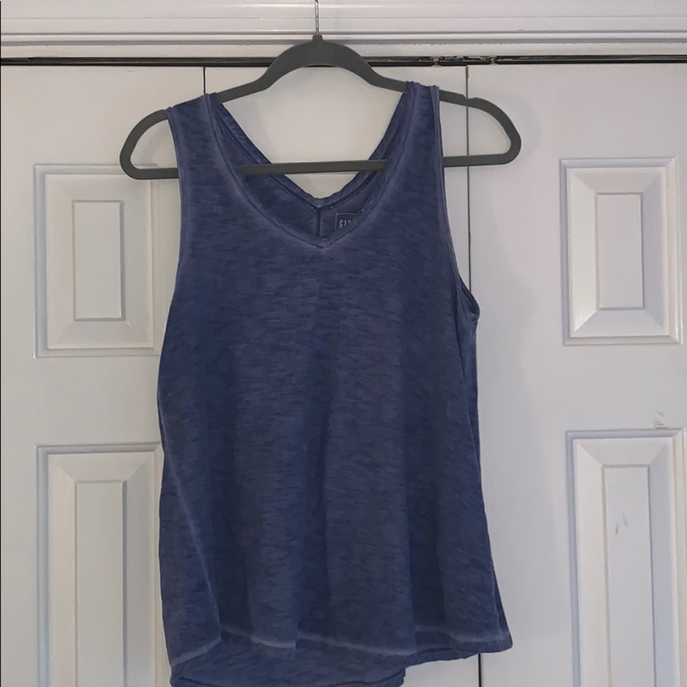Gap M  lavender tank top